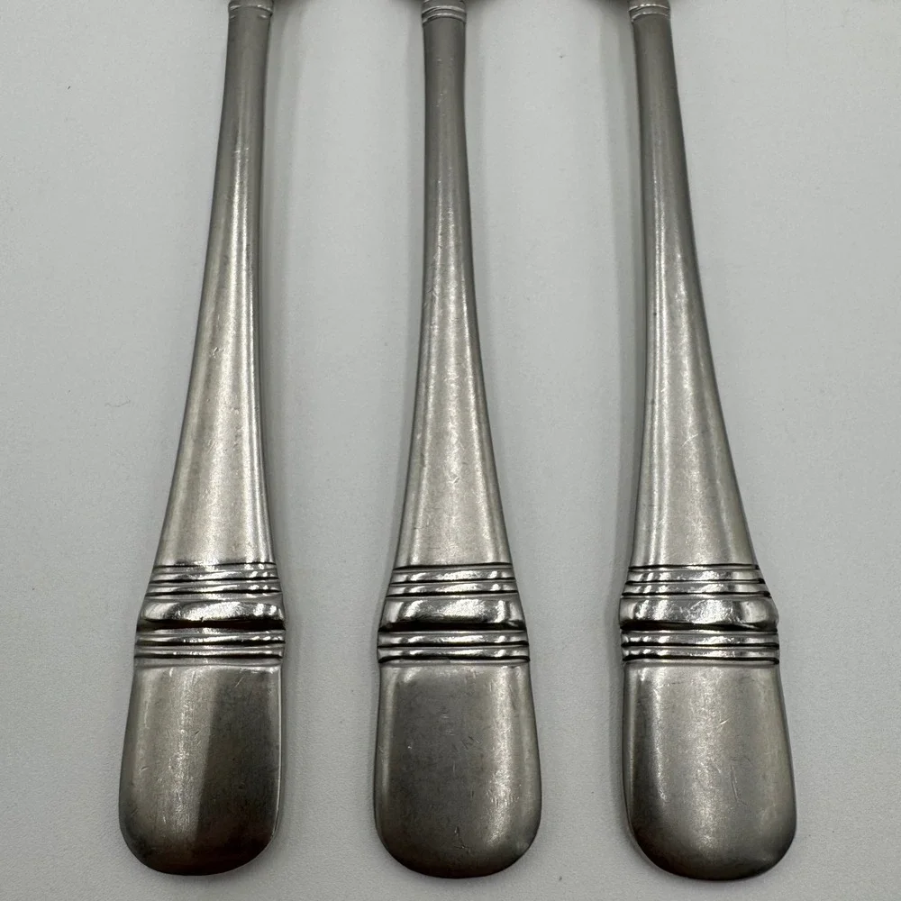 Heirloom by Oneida Dinner Fork Set of 10 Pieces 8 Inch Stainless Flatware 18/10